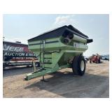 Parker 685 Grain Cart with Side Auger