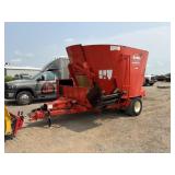 Kuhn-Knight Vertical Maxx Mixer