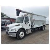 2007 Freightliner M2 Sudenga Feed Truck
