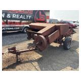 New Holland 270 Hayliner Square Baler