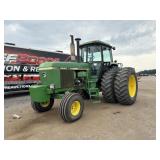 John Deere 4640 tractor