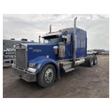 2001 Kenworth W900