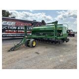 John Deere 1560 Drill