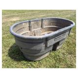 Rubbermaid Plastic 100 Gallon Stock Tank