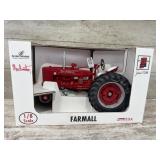 Farmall Super H 1/8 Scale Tractor
