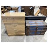 Dresser, Chest