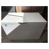 Frigidaire chest freezer very nice