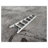 Aluminum step ladder