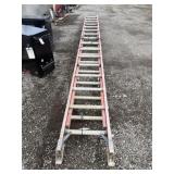 32ft Fiberglass Extention Ladder