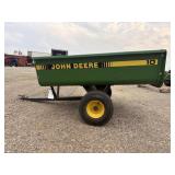 John Deere 10 Yard Cart