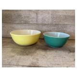Vintage Pyrex Bowls