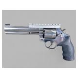 Smith & Wesson 617-6 22LR Double-Action Revolver