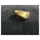 14K yellow Gold Ring 3.16DWT