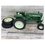 Oliver Diecast 1850 Tractor And 2 Wheels