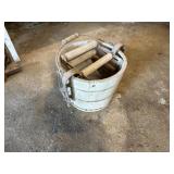 Vintage wash bucket