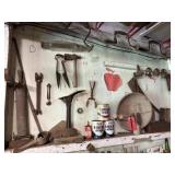 Wall contents