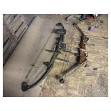 2 hunting bows
