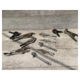 Locking Pliers