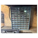 Screw organizer and screws