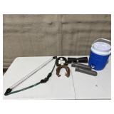 Bear Archery Scout Bow, Horse Shoes Drink C