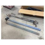 Engine supports bar