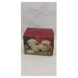 Vintage Floral Stock Pot Set