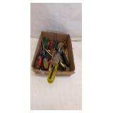 Assorted Screwdrivers & Tools Lot