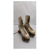Vintage Arrow Chicago Roller Skates