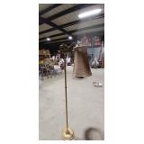 Ornate Brass Floor Lamp with Textured Shade no cho