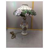 Elegant Stained Glass Table Lamp