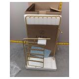 Gold Jewelry Organizer by Lolalet