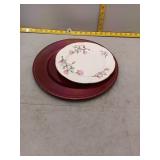 Magnolia Plate with Red Charger