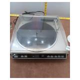 Realistic LAB-2000 Linear Tracking Turntable