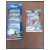 Hot Wheels Lot: Vintage 1999 5-Car Gift Pack & Cop
