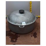 Vintage Club Hammercraft Cast Aluminum Dutch Oven