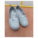 Mad Love Women's Grey Fabric Slip-On Loafers Size