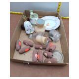 Collectibles Lot: Gordy's Pottery, Royal B