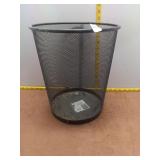 Household Trends Black Wire Mesh Metal Wastebasket