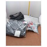 Lot of 5+ Thirty-One Gifts Bags & Accessories - To