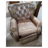Sofa Express Tufted Brown Leather Recliner - Distr