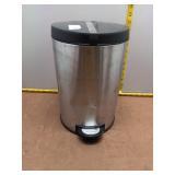 Stainless Steel Step Trash Can with Removable Inne