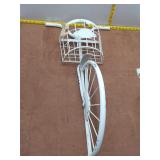 Vintage Style White Metal Bicycle Wall Decor Plant