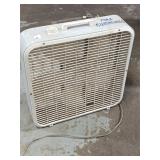 Classic Lakewood 3-Speed Portable Box Fan