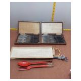 West Bend Steak Knife Sets, Lacquerware Spoon