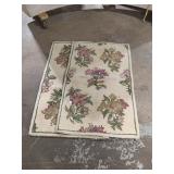 Pair of Vintage-Style Floral Accent Rugs - 28" x 4