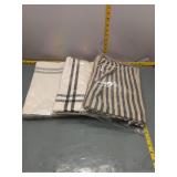 3 Dunroven House Tablecloths