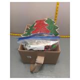 Christmas Decor & Natural Holiday Accents
