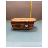 Longaberger Tissue Basket w/ Wooden Lid
