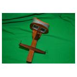 ANTIQUE STEREO VIEWER