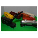 POST WAR LIONEL TRAIN CARS